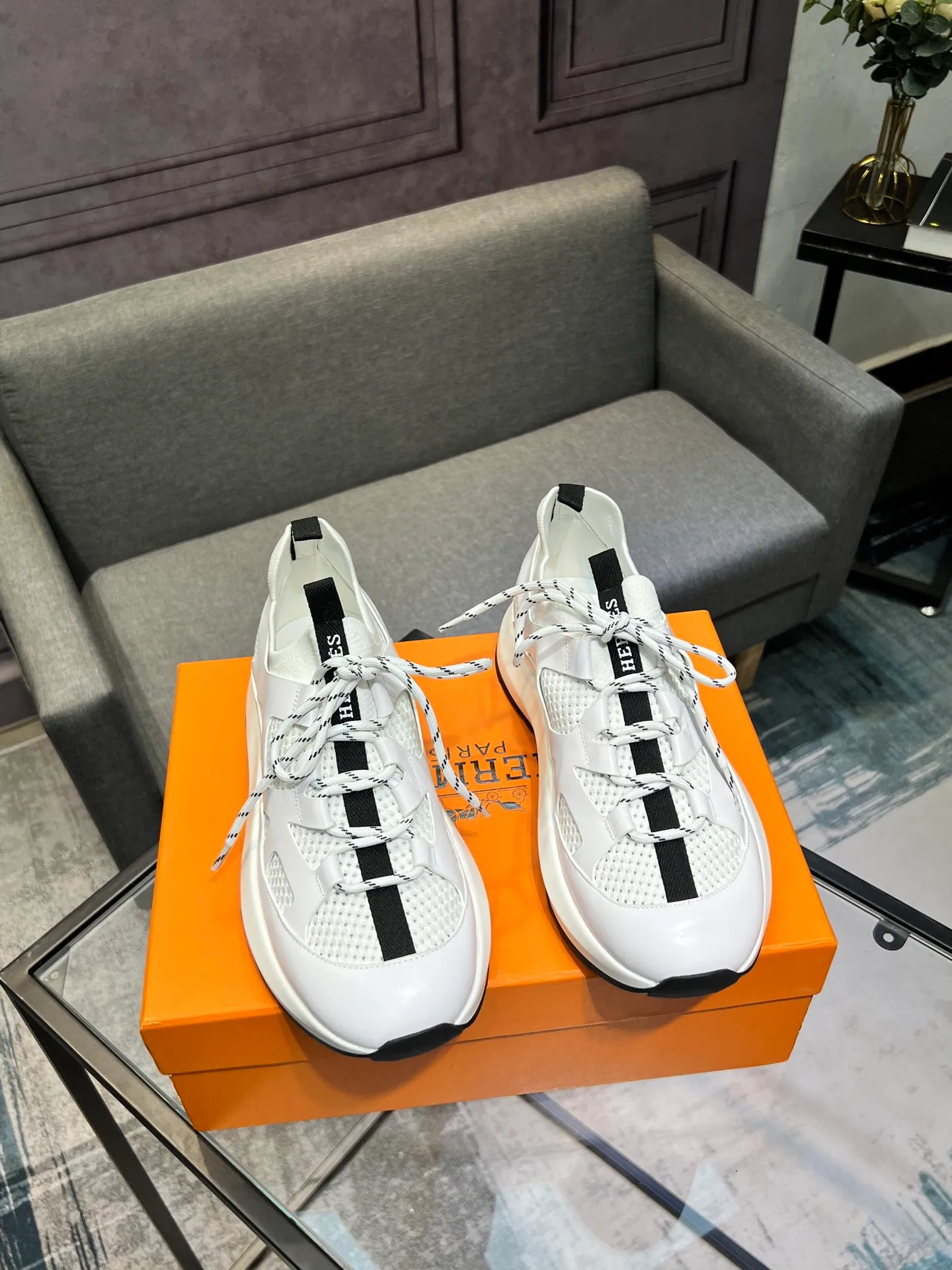 💰¥720 HERMES Men’s rest sneakers! -High-end quality original casual sports shoes -Upper: high nappa calfskin, forging technology, knitted fabric, shoe brand webbing, injection molded brand logo -Inner: foot pad; water-dyed cowhide -Outsole: ultra-light TPU·rubber; two-color molded outsole -Ultra-high quality control·fine workmanship: highlighted (high-end·luxury·grade) Size: 38-44 (45 46 customized)